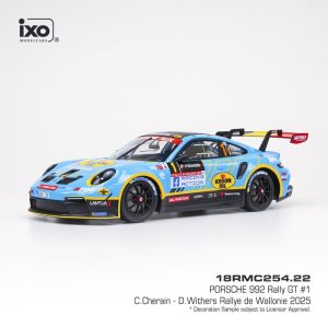 voiture de course de rallye bleu vert