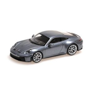 voiture allemande de sport coupe grise