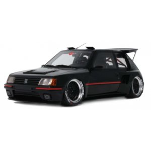 vieille voiture de sport française noire