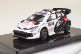 voiture de rallye blanche