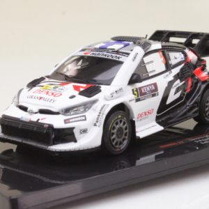 voiture de rallye blanche