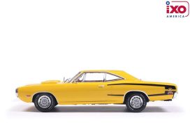 vieille voiture de sport americaine jaune