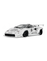vieille voiture de sport italienne coupe blanche