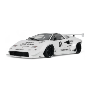 vieille voiture de sport italienne coupe blanche